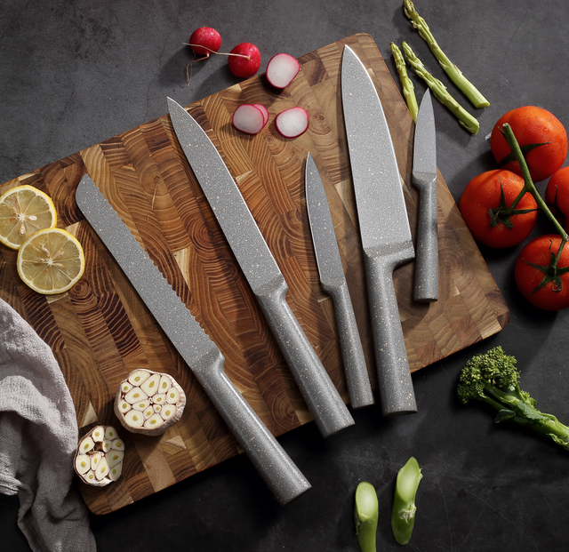 Bộ dao l&agrave;m bếp bằng th&eacute;p kh&ocirc;ng gỉ 5 m&oacute;n c&oacute; thể t&ugrave;y chỉnh theo phong c&aacute;ch cổ điển Thiết kế mới lạ cổ điển với tay cầm rỗng